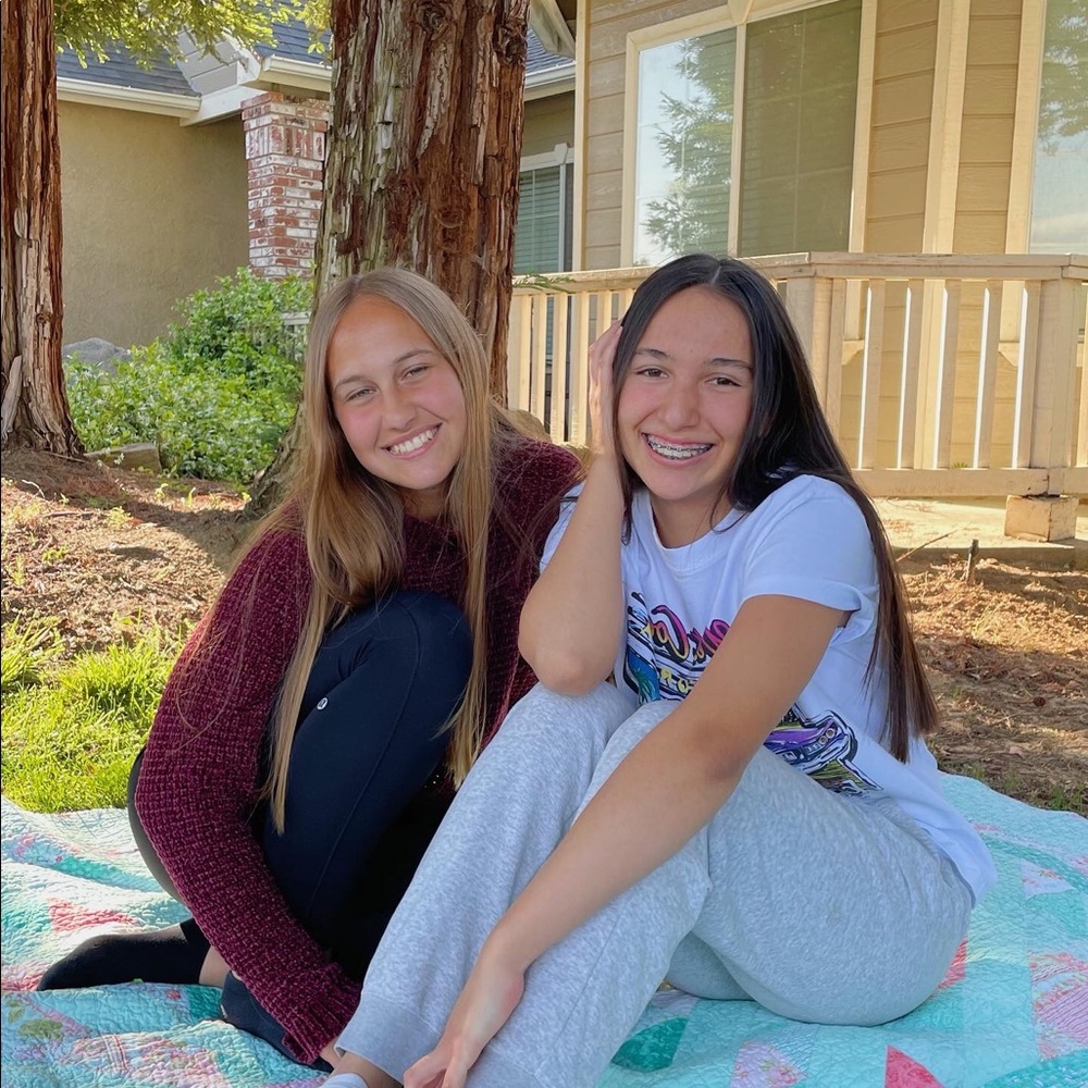 Meet your Posher, Abigail